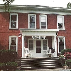 Wolcott House Bed & Breakfast
