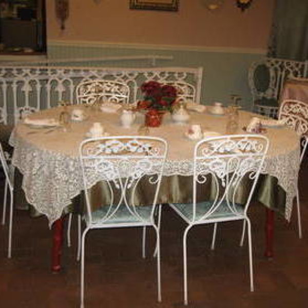 The Dusty Rose Tea Room